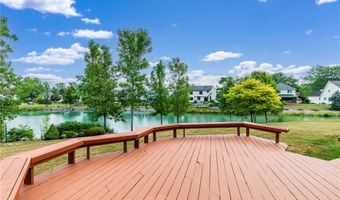 121 Summershade Ct, Amherst, NY 14051