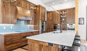 1295 E Cedar Dr, Apple Valley, UT 84737
