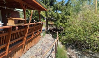 220 N 9th St, Challis, ID 83226