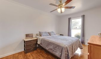 2216 Perry Dr, Abbeville, LA 70510