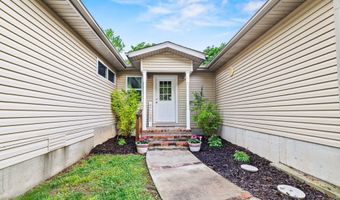 615 E Prairie Ln, Ash Grove, MO 65604