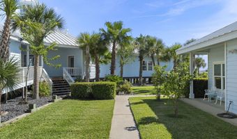 140 BAY HARBOR Dr, Aransas Pass, TX 78336