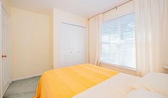 44186 SHADY GLEN Ter, Ashburn, VA 20147