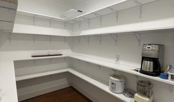 360 2ND St, Bandon, OR 97411