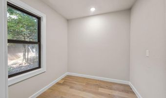 76 Overton Dr, Bella Vista, AR 72714