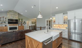 813 Grand Ridge Dr NE, Byron, MN 55920