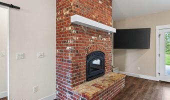 871 W Kenai Ln, Athol, ID 83801