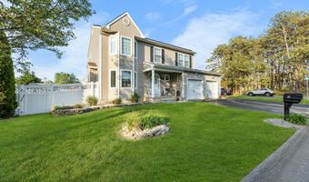 48 Poplar St, Beachwood, NJ 08722
