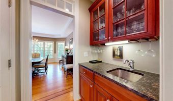 20 McPartland Way, East Greenwich, RI 02818
