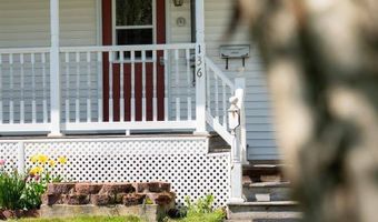 136 Lancaster Ave, Bangor, ME 04401