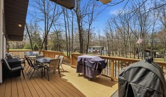 240 Keats Ln, Albrightsville, PA 18210