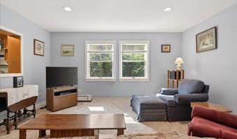 1438 State Highway 102, Bar Harbor, ME 04609