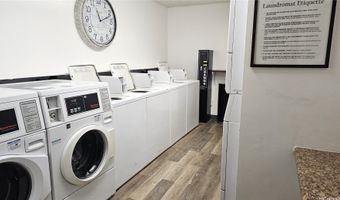 1088 Bishop St 2901, Honolulu, HI 96813