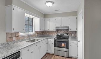 16451 Gordon Rd, Athens, AL 35611