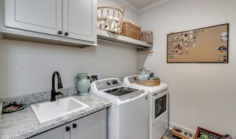 836 Long Leaf Cir, Brandon, MS 39042