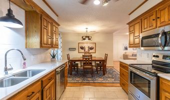 5217 Meadowick Ln, Abilene, TX 79606