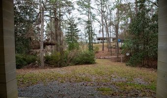 1380 Landing Rd, Baxley, GA 31513