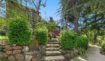29012 Crags Dr, Agoura Hills, CA 91301