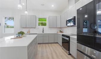 5719 PENINSULAR Dr, Belle Isle, FL 32809