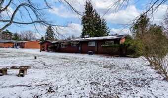 684 Sherwood Dr, Aurora, OH 44202