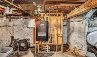 152 Lake St, Auburn, ME 04210