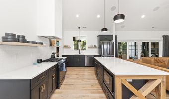 122 Elliott Rd, Aydlett, NC 27916