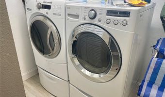 1451 GULF Blvd 204, Clearwater, FL 33767