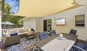 482 Clifton Ave, Bayville, NJ 08721