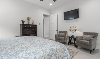 329 Saint George St, Bay St. Louis, MS 39520