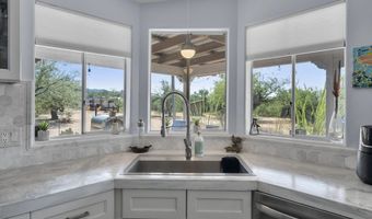 1550 W Eagle Way, Amado, AZ 85645