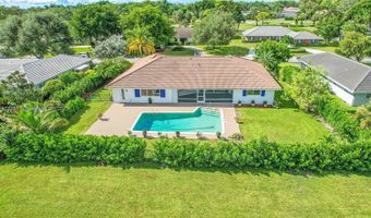 524 Muirfield Dr, Atlantis, FL 33462