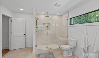 4209 Windwood Cir, Charlotte, NC 28226