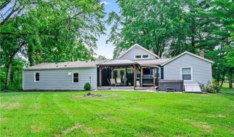 6170 Oberlin Rd, Amherst, OH 44001