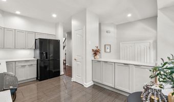 7822 ORACLE Pl, Potomac, MD 20854