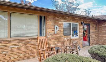 1510 S Country Club Cir, Carlsbad, NM 88220