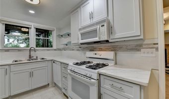 5970 Rachel Rdg, Peachtree Corners, GA 30092