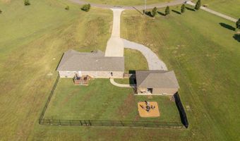 705 TWELVE OAKS, Adamsville, TN 38310