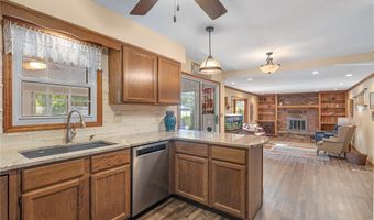 6903 Hidden Valley Dr, Amherst, OH 44001