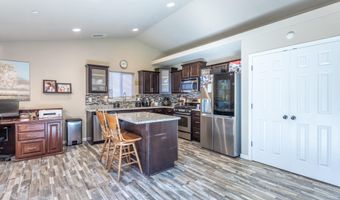 3509 Humbug Dr, Anderson, CA 96007