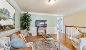 10 Ellsworth Village Rd 10, Acton, MA 01720