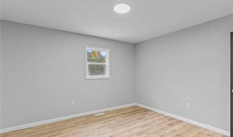 1105 Pearl St, Austin, IN 47102