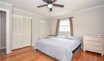 1458 CLUBVIEW Dr, Alexander City, AL 35010