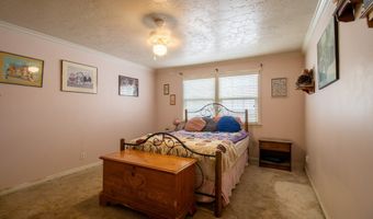 261 W PARK Ln N, Centerville, UT 84014