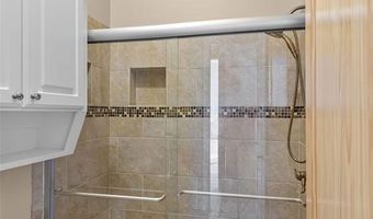 135 Oak Leaf Trl, Benton, LA 71006