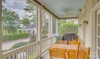 11 Turnbull Ln, Savannah, GA 31410