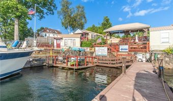 24 Bethune St, Alexandria, NY 13607