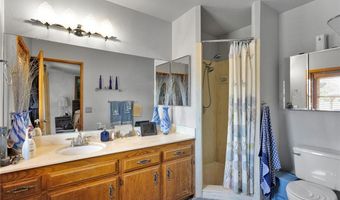 18715 Mingo Rd, Apple Valley, CA 92307
