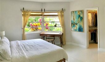 9271 W Bay Harbor Dr 11, Bay Harbor Islands, FL 33154