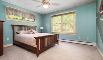 825 Woonsocket Hill Rd, North Smithfield, RI 02896