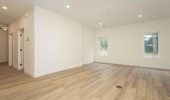 1011 Nokomis St, Alexandria, MN 56308